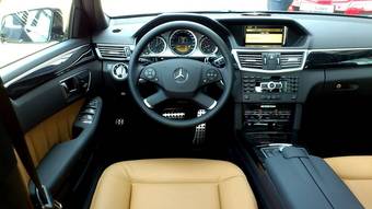 2011 Mercedes-Benz E-Class Pictures