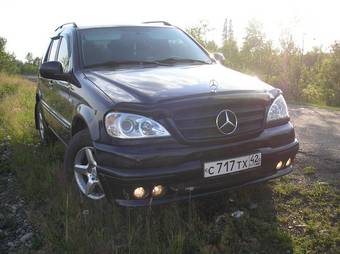 1998 Mercedes-Benz ML-Class Pictures