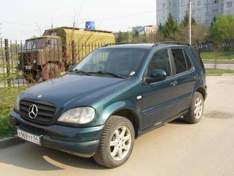 1999 Mercedes-Benz ML-Class Pics