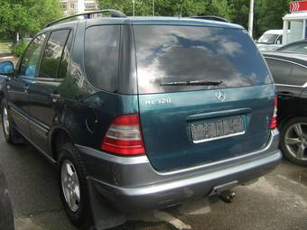 1999 Mercedes-Benz ML-Class Pictures