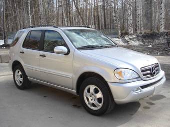 2003 Mercedes-Benz ML-Class Pictures