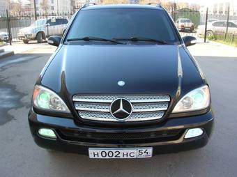 2003 Mercedes-Benz ML-Class Pictures