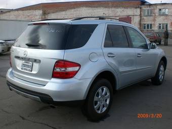 2006 Mercedes-Benz ML-Class Pictures