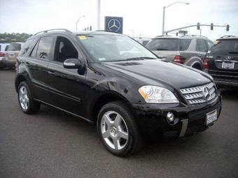 2006 Mercedes-Benz ML-Class Pictures