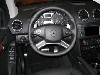 2009 Mercedes-Benz ML-Class Pics