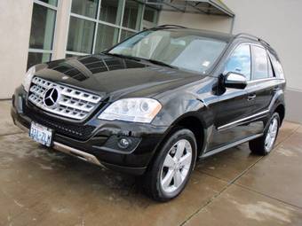 2010 Mercedes-Benz ML-Class Photos