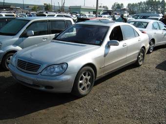 2000 Mercedes-Benz S-Class Photos