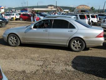 2000 Mercedes-Benz S-Class Photos