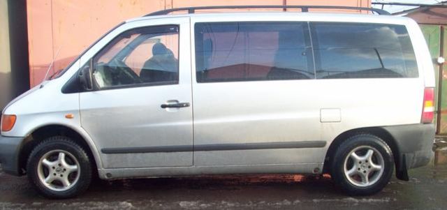 1997 Mercedes Benz VITO Pictures