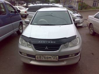 2001 Mitsubishi Airtrek Photos