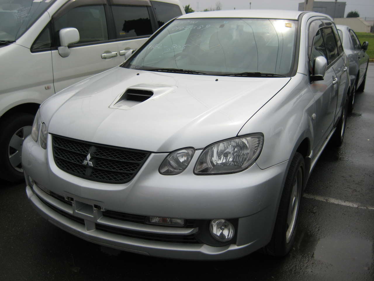 2003 Mitsubishi Airtrek