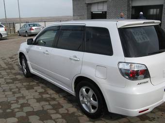 2004 Mitsubishi Airtrek For Sale