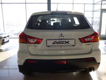 2011 Mitsubishi ASX Pictures