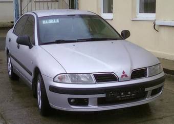 2000 Mitsubishi Carisma Images