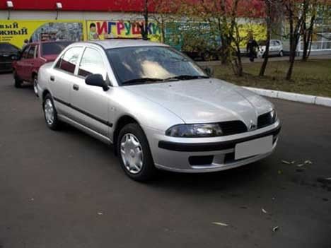 2001 Mitsubishi Carisma