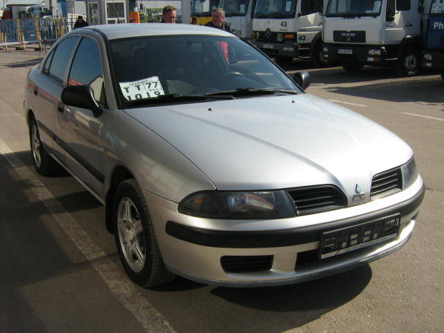 2001 Mitsubishi Carisma