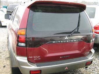 2003 Mitsubishi Challenger Pictures