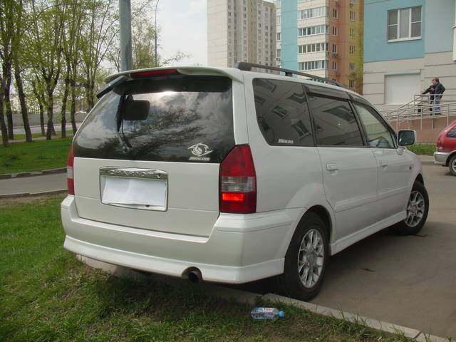 1998 Mitsubishi Chariot Grandis