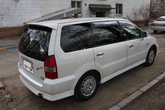 1999 Mitsubishi Chariot Grandis Photos