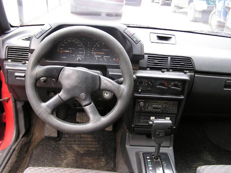 1990 Mitsubishi Colt