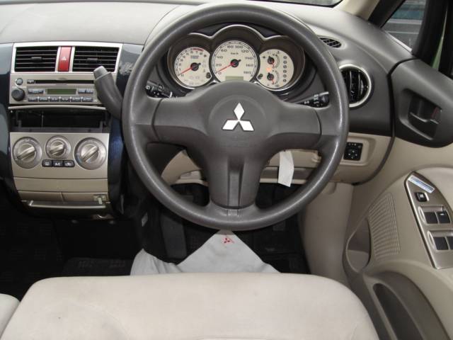 2002 Mitsubishi Colt