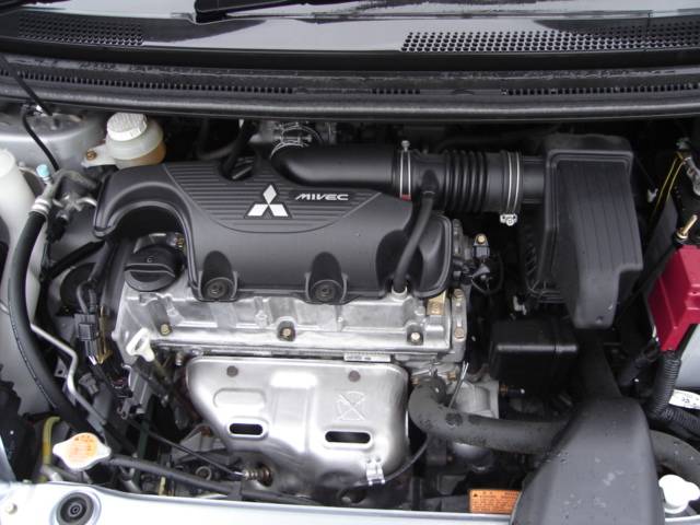 2002 Mitsubishi Colt