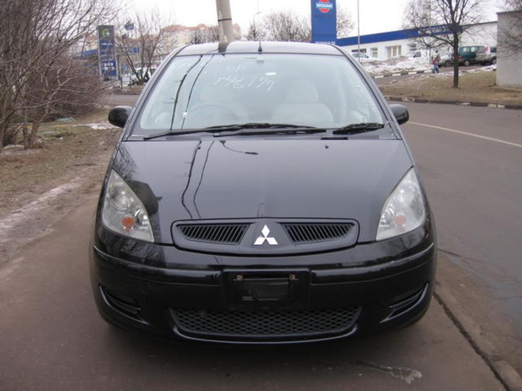 2002 Mitsubishi Colt