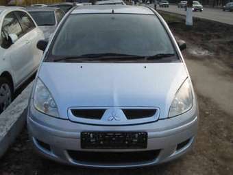 2002 Mitsubishi Colt