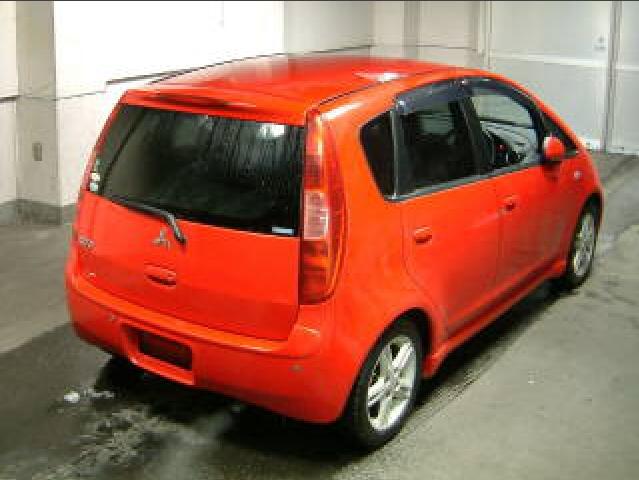 2002 Mitsubishi Colt Pictures