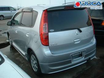 2002 Mitsubishi Colt Pictures