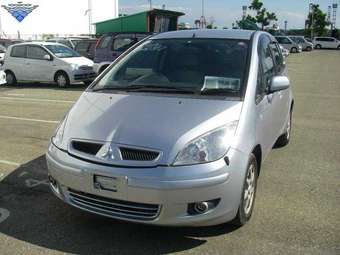 2002 Mitsubishi Colt Wallpapers