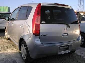 2002 Mitsubishi Colt Pictures