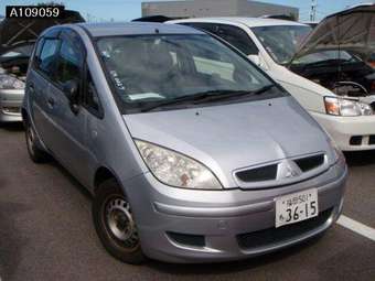 2002 Mitsubishi Colt Pictures