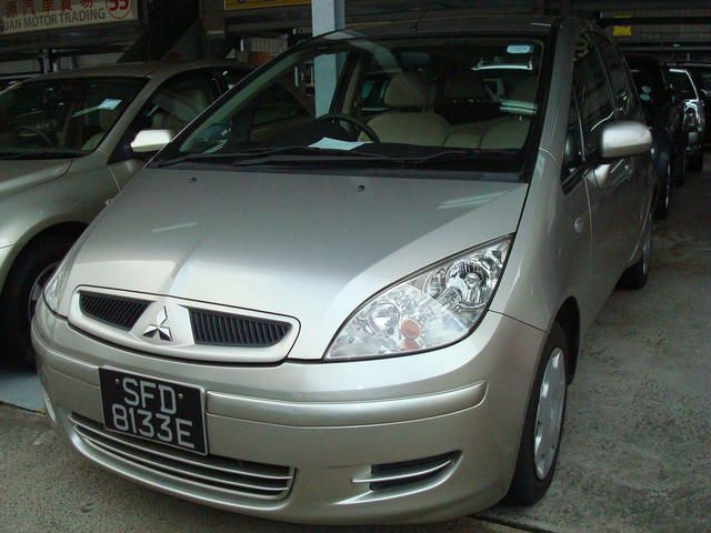 2003 Mitsubishi Colt