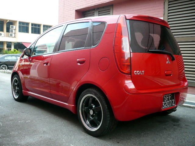 2003 Mitsubishi Colt