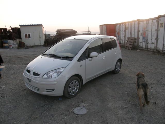 2003 Mitsubishi Colt