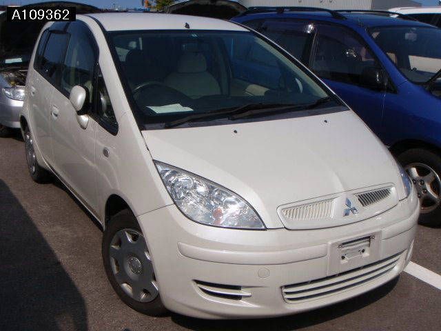 2003 Mitsubishi Colt