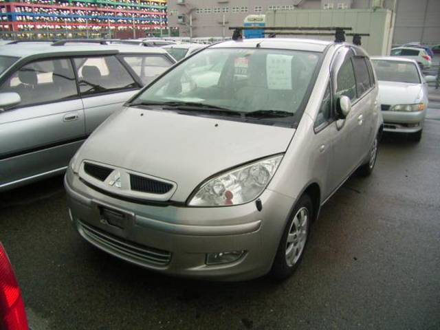 2003 Mitsubishi Colt