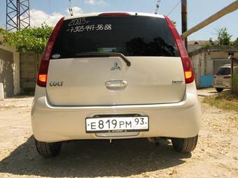 2003 Mitsubishi Colt Pictures