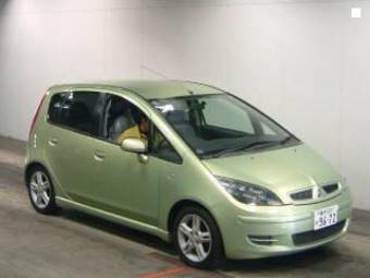 2003 Mitsubishi Colt Pictures