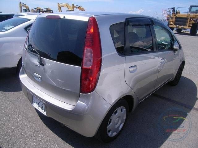 2004 Mitsubishi Colt