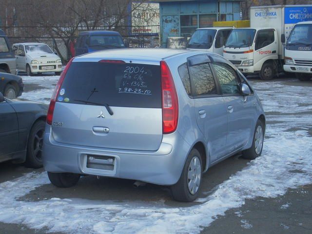 2004 Mitsubishi Colt