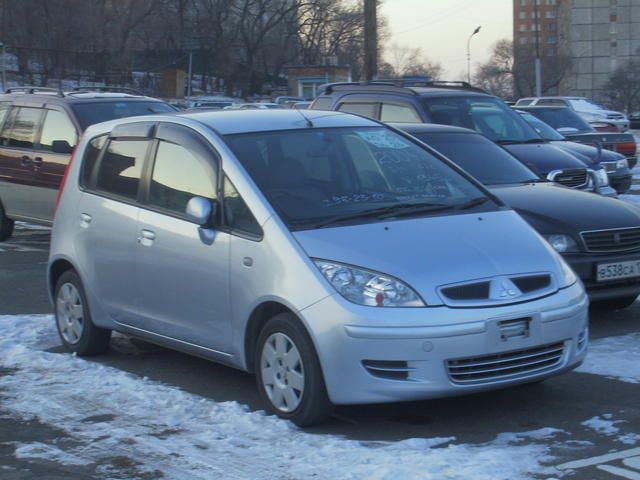 2004 Mitsubishi Colt