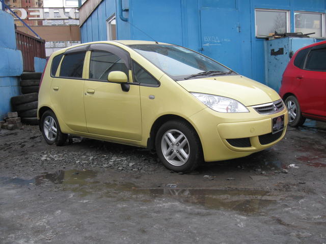 2005 Mitsubishi Colt