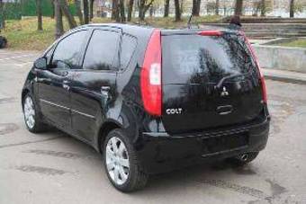 2006 Mitsubishi Colt Photos