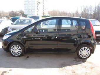 2006 Mitsubishi Colt Pictures