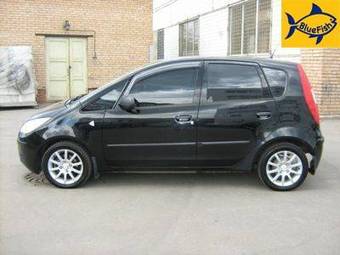 2006 Mitsubishi Colt Pictures