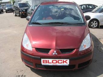 2006 Mitsubishi Colt Photos