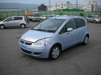 2006 Mitsubishi Colt Photos