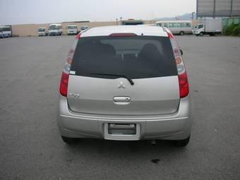 2006 Mitsubishi Colt Pictures